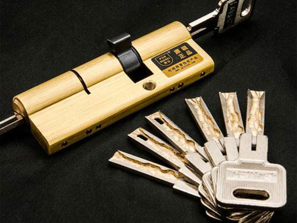 宽甸24小时上门开锁公司